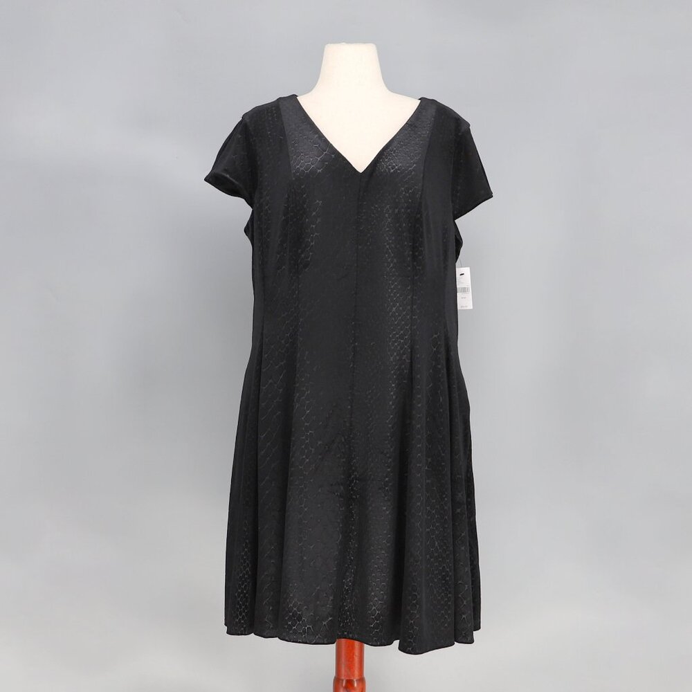 NWT LANE BRYANT Black Burnout Velvet Mini Dress Short Sleeve Size 18/20